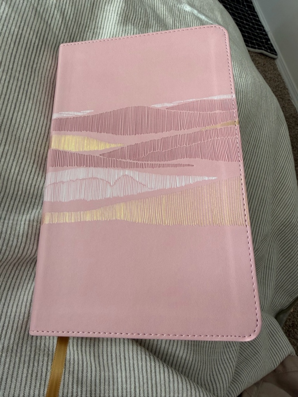 NIV Zondervan Pink and Gold Ombré Tabbed Brand New Bible
